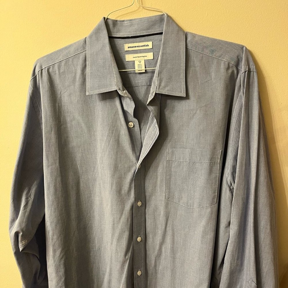 Amazon Essentials Men's Regular-Fit Long-Sleeve French Blue Casual Poplin Shirt